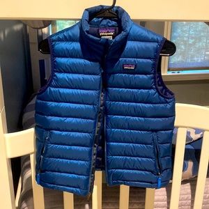 Patagonia youth L puffer vest